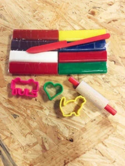 Coffret Pâte à Modeler Naturelle - Weible -BéBé Maison Magasin 026bb5145eb55d9bae6a33921e87