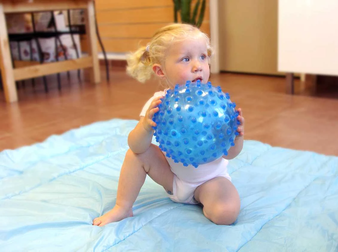 Balle Sensorielle Bleue 20cm - Ludi 5 Balle Sensorielle Bleue 20cm - Ludi - Image 3